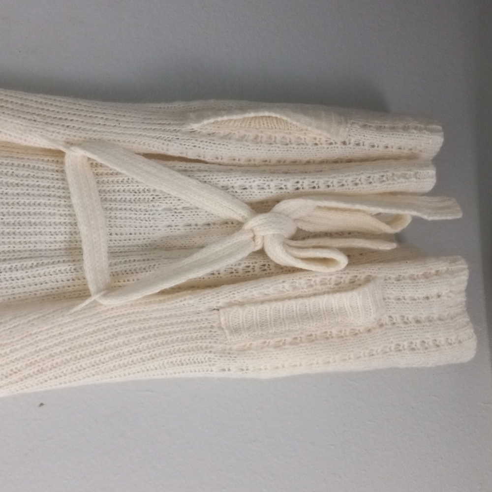 Vest - Picture 4 of 5